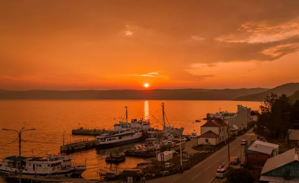 Baikalsee bei Sonnenuntergang